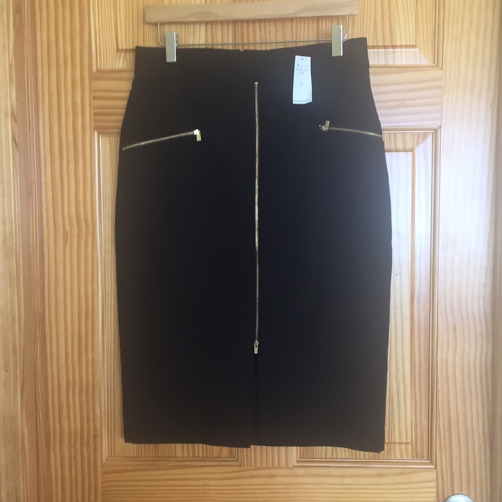 Excellent Condition Timeless Pencil Skirt